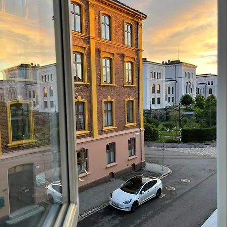 Apartment Lovely 3-room Gem In The Heart Of