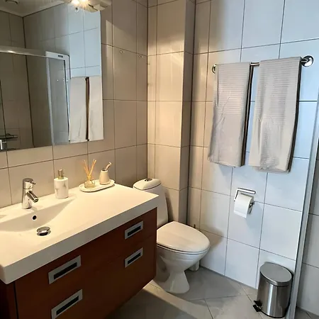 Apartment Lovely 3-room Gem In The Heart Of *