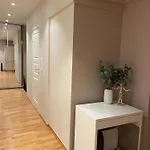 شقة Lovely 3-room Gem In The Heart Of برغن